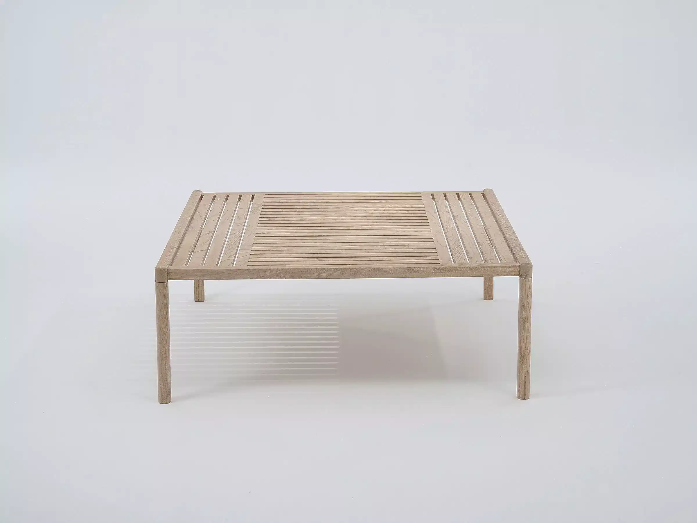 Kapet Coffee Table